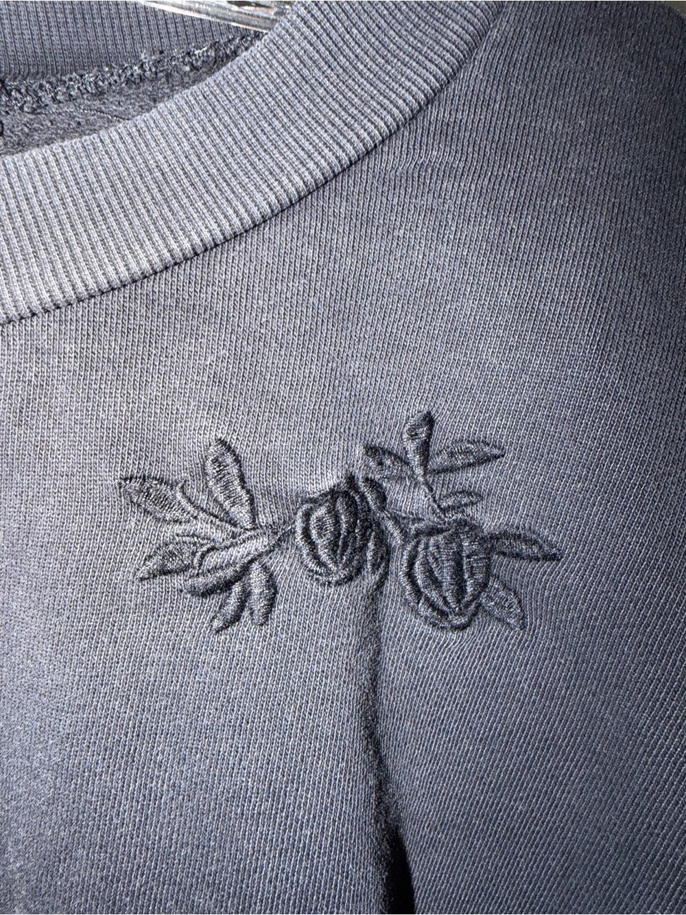 torrid Black Cropped Sweatshirt with Tonal Floral Embroidery - Picture 4 of 4